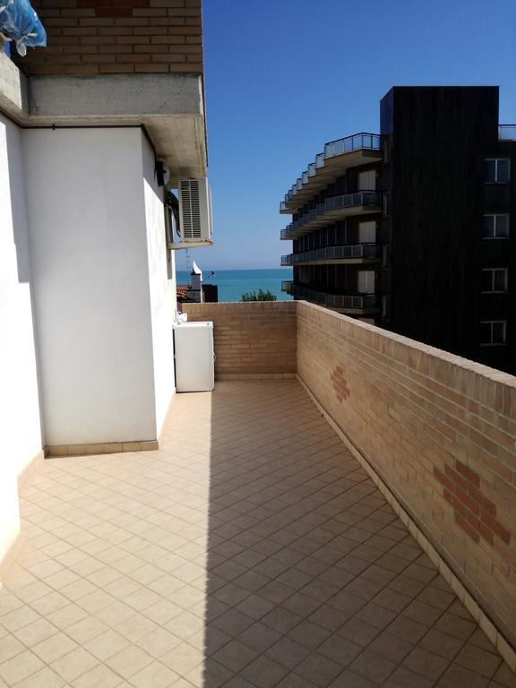 Stella Marina Apartment Alba Adriatica Exterior photo
